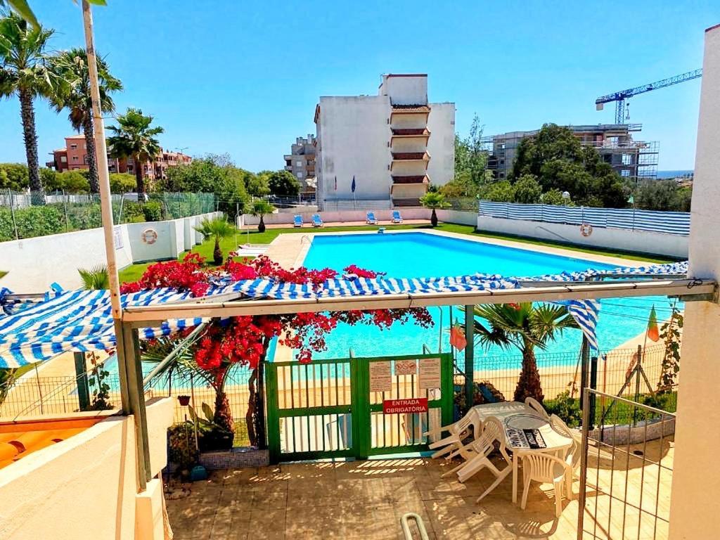 פורטימאו Terrace Apartment In Praia Da Rocha מראה חיצוני תמונה